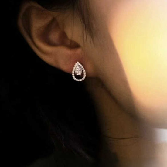lab grown diamonds, lab created diamonds, cultured diamonds, synthetic diamonds, lab grown diamond jewelry, laboratory grown diamonds, high quality diamonds, premium diamonds, D E color, VVS clarity, Hong Kong lab grown diamonds, Hong Kong diamond jewelry, sustainable jewelry, eco friendly diamonds, modern jewelry, luxury jewelry, lab grown diamonds Hong Kong, buy lab grown diamonds, lab grown diamond price, lab grown diamond engagement rings, sustainable diamond brands, best lab grown diamonds, diamond br